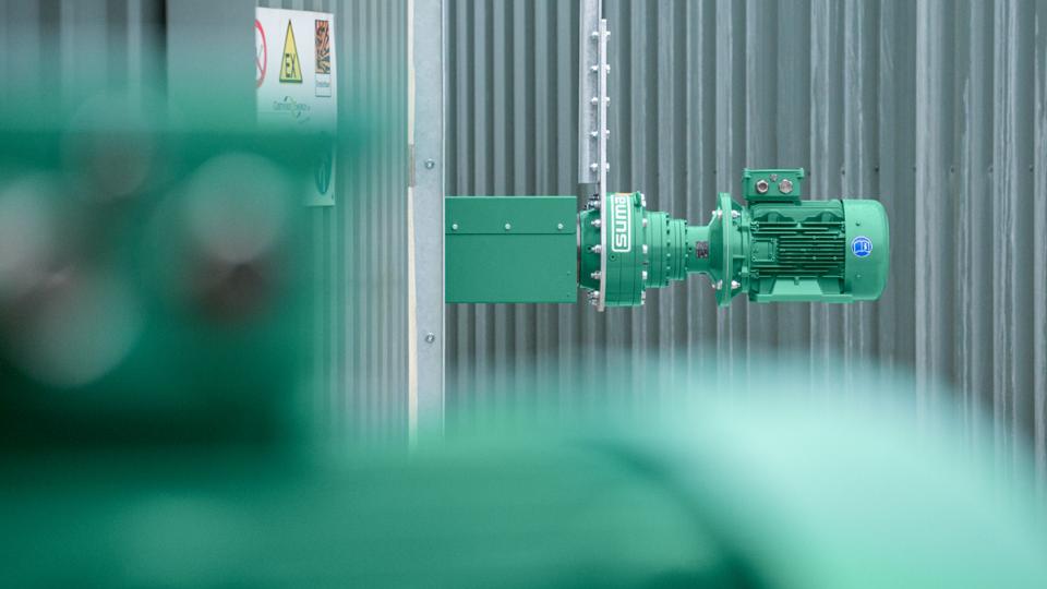 5 tanks, 3 technologies, 1 solution: Tailor-made agitation technology in perfect coordination